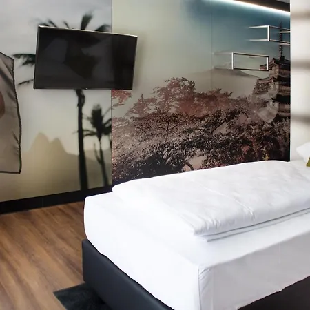 Swf By Wmm Hotel *